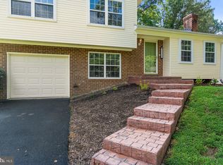 11789 Cotton Mill Dr, Woodbridge, VA 22192