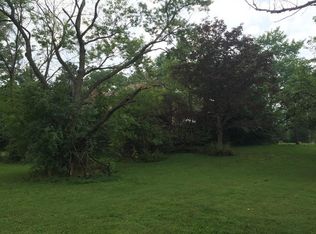 1313 N Gary Ave, Wheaton, IL 60187