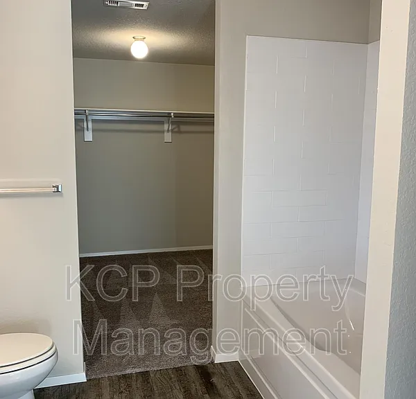 1127 S Kingfisher Ln — Photo 13