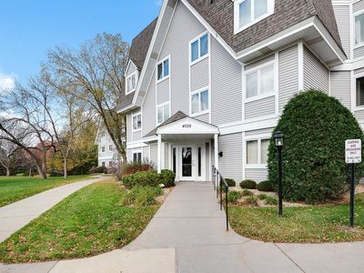 4035 Victoria St N APT 116, Saint Paul, MN, 55126