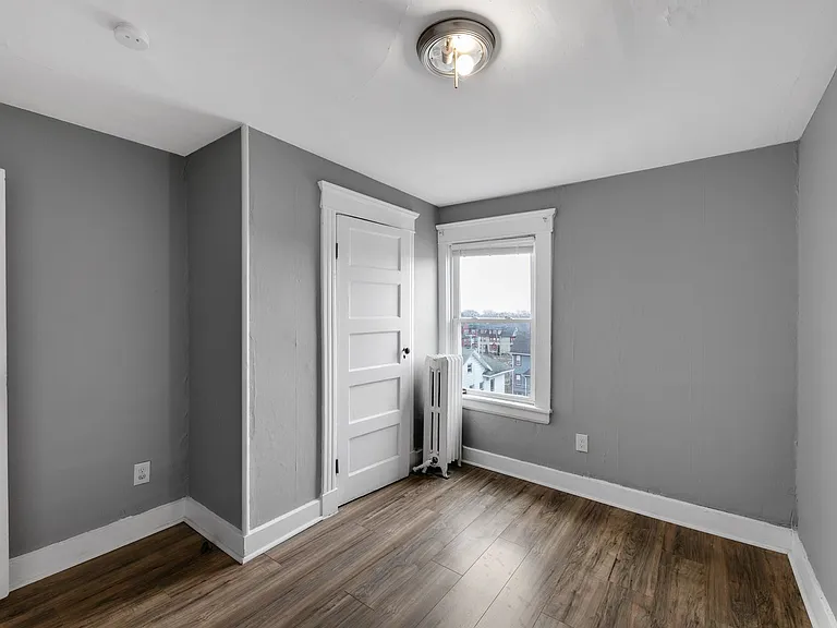 One and Two Bedroom Units with Tons of Natural Light! — Photo 17