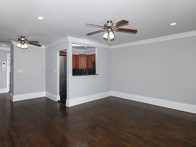 Fairfield Terrace At Lynbrook Village — Photo 11
