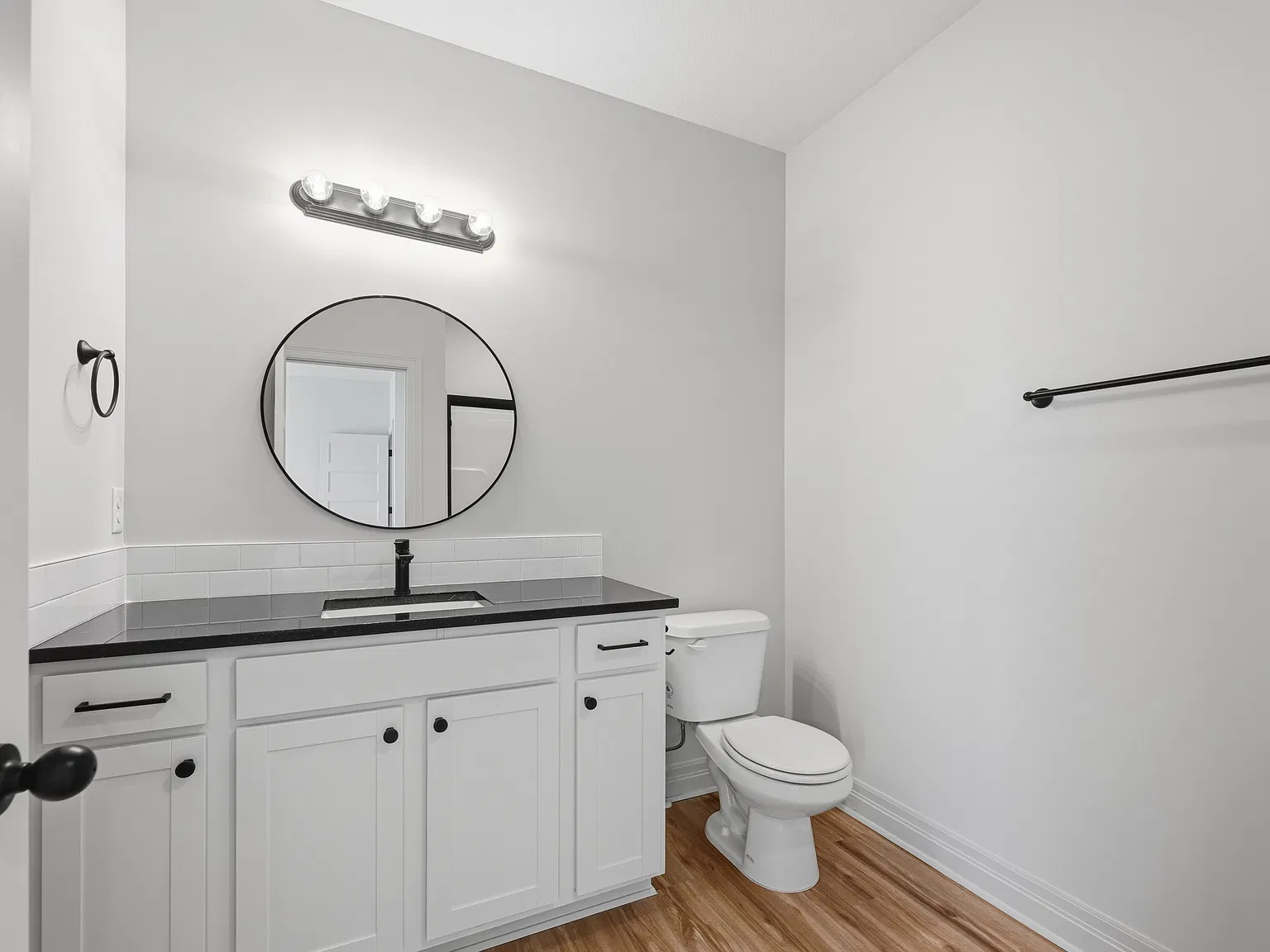 1525 Garnet Lane - 1 — Photo 2