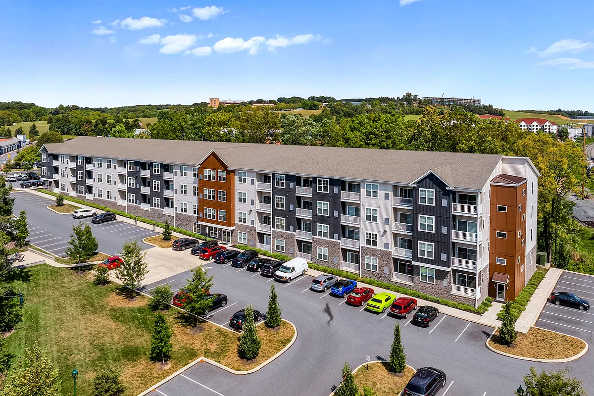 Photo 2 of 38 - Signature Flats at Hershey - Hershey, PA Building Photo - Signature Flats at Hershey
