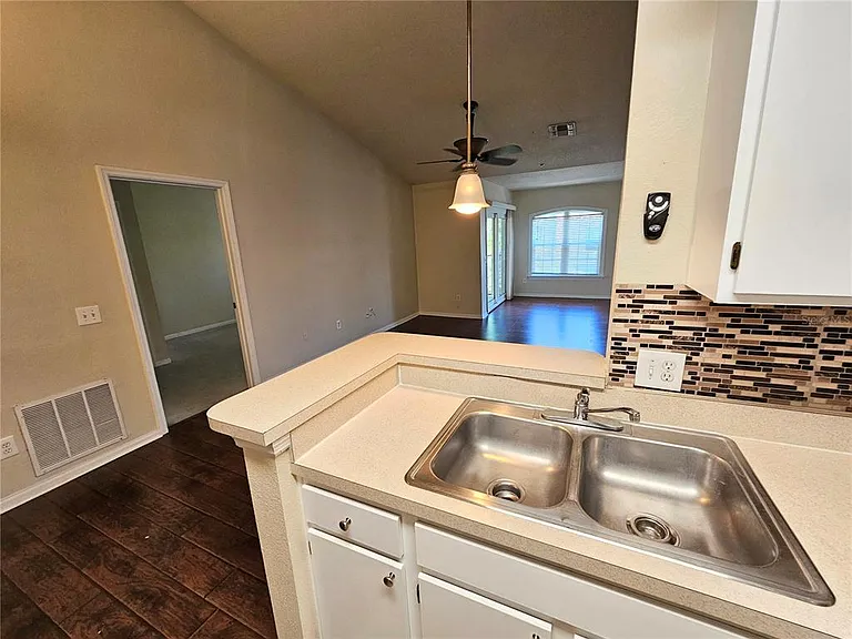 6548 Swissco Dr #628 — Photo 19