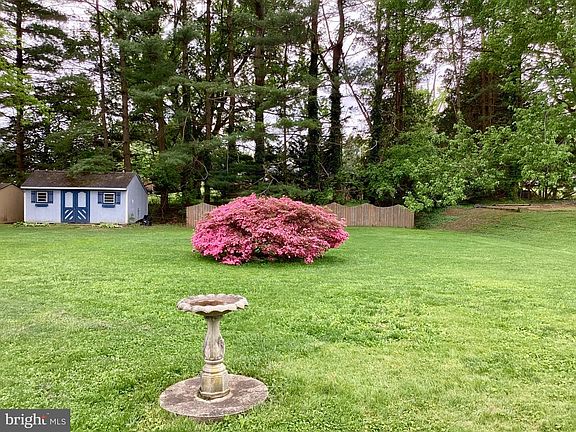 3rd image of 2517 Karylou Dr