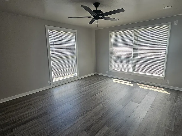 216 Forrest Ave #5 — Photo 9