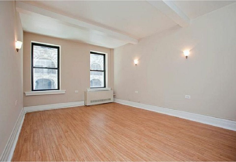 2nd image of 240 W 73rd St APT 1302