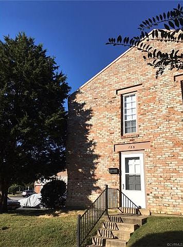 1st image of 723 Pleasant St #723