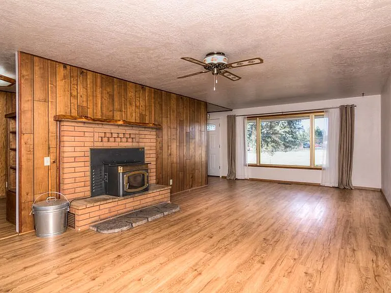 63310 Deschutes Market Rd — Photo 5