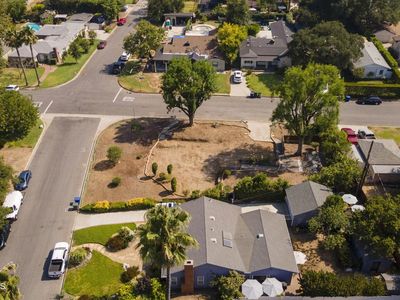 2305 Galbreth Rd, Pasadena, CA, 91104