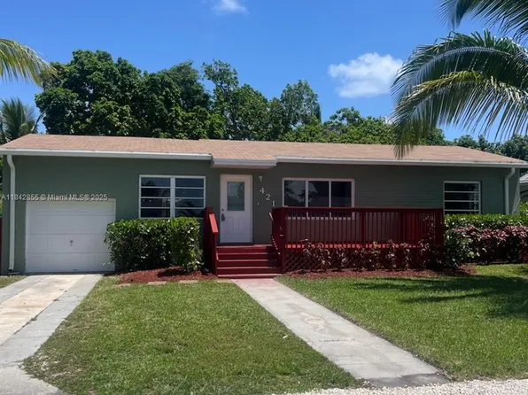 421 NW 150th St, Miami, FL 33168