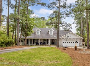 95511 Diamondhead Dr W, Diamondhead, MS 39525