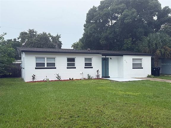 3rd image of 8126 CASTINANGO STREET