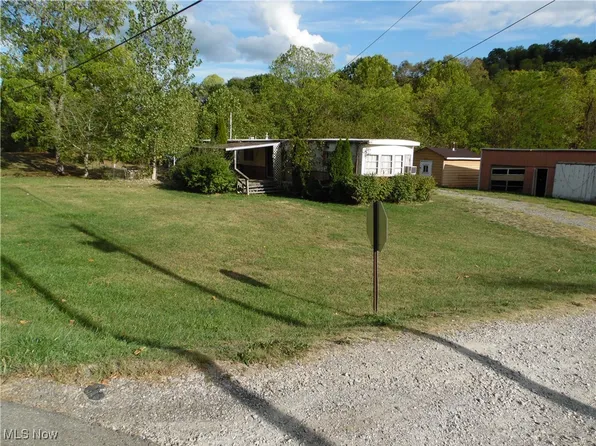 19559 Salt Run Rd, Caldwell, OH 43724