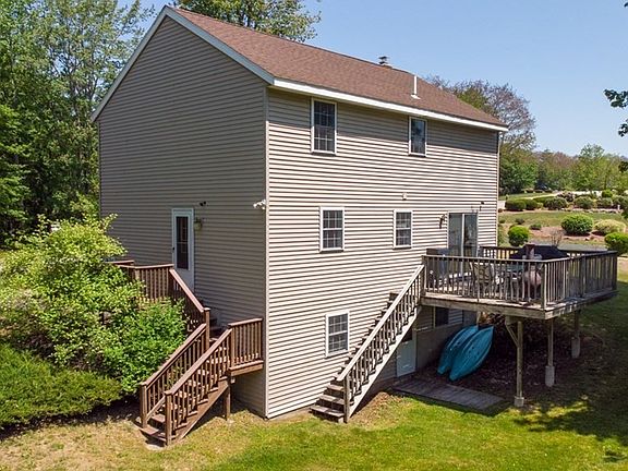 2nd image of 140 Lakeshore Dr