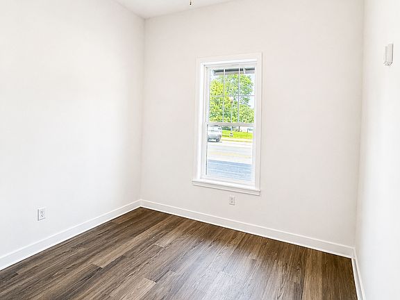 5th image of 128 E Market St #104