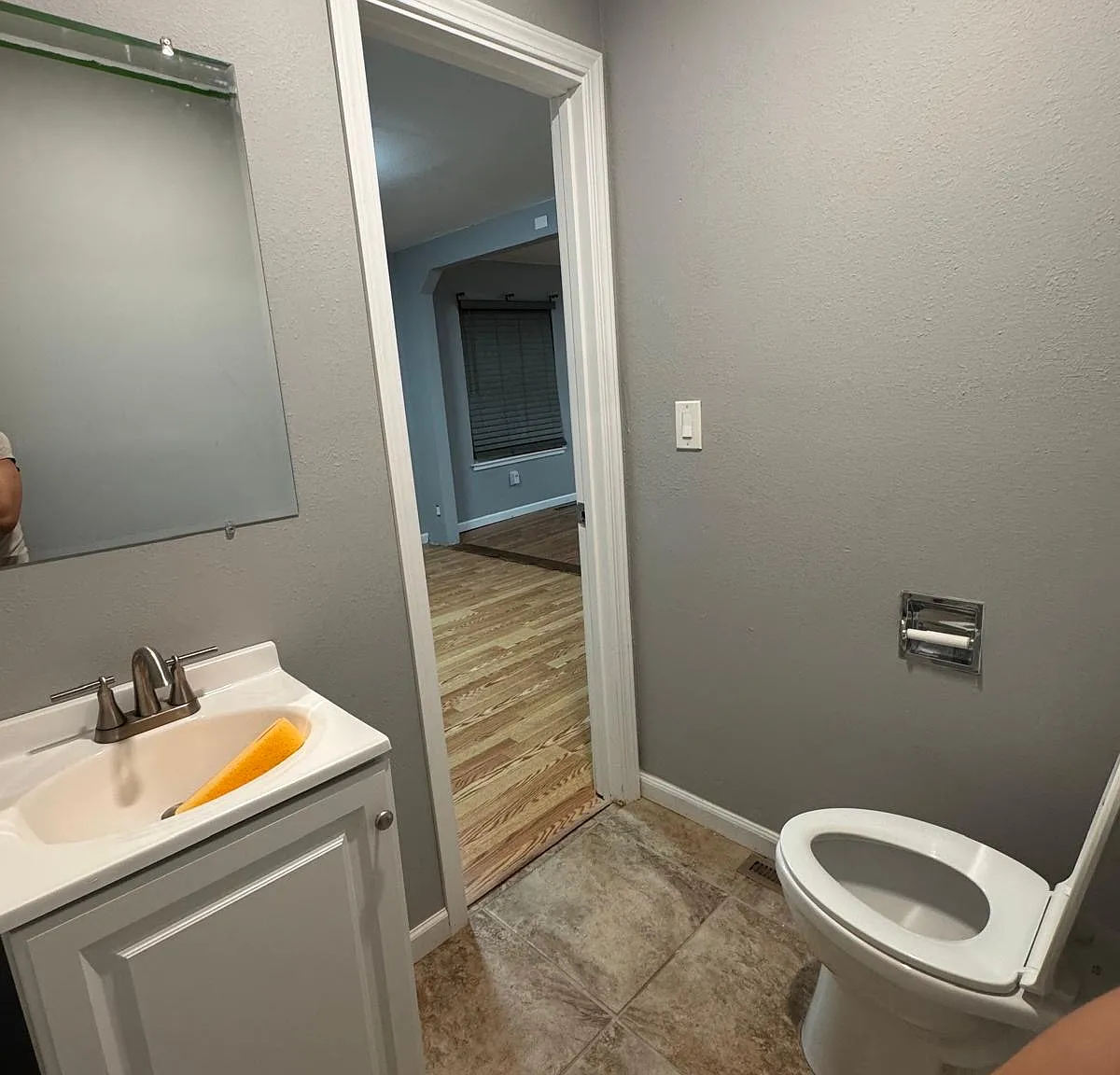 2 bed, 1.5 bath, 1085 sqft, $2,500 — Photo 4