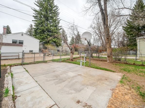 1321 Steele St, Laramie, WY 82070