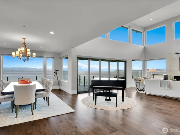 16404 75th Place W, Edmonds, WA 98026