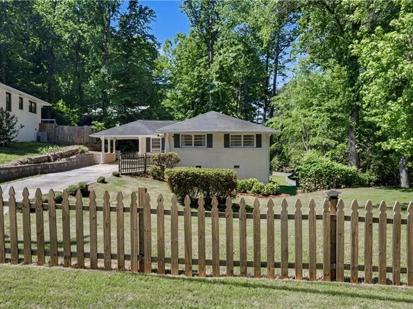 1942 Kenwood Rd SE, Smyrna, GA 30082