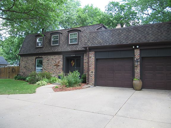 3rd image of 1718 Devoe Dr