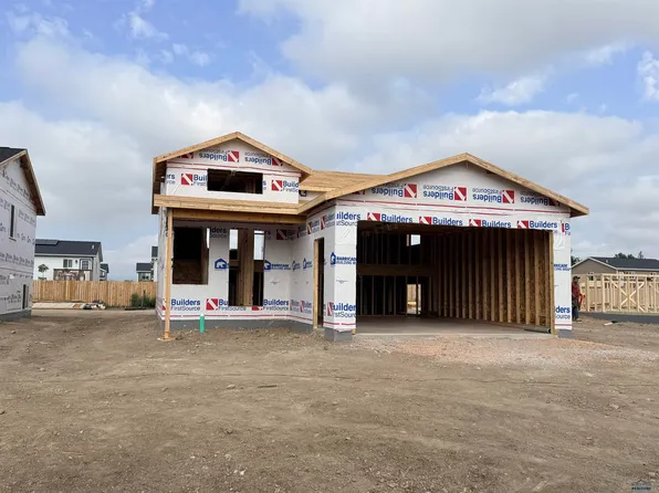 4019 McIntosh Ln, Rapid City, SD 57703