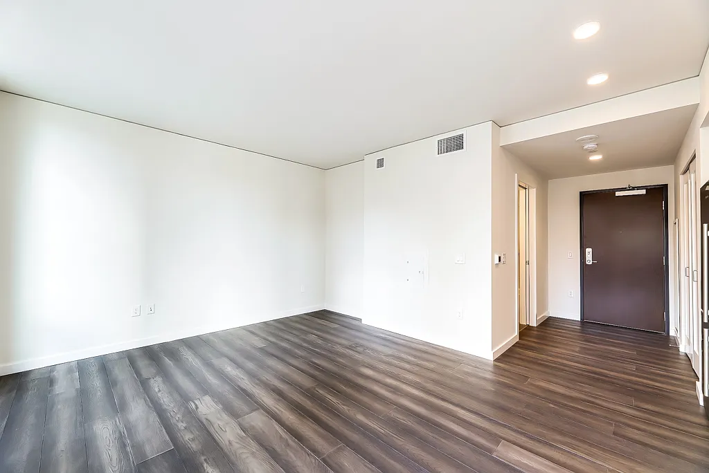 Studio, 367 sqft, $1,700 — Photo 3