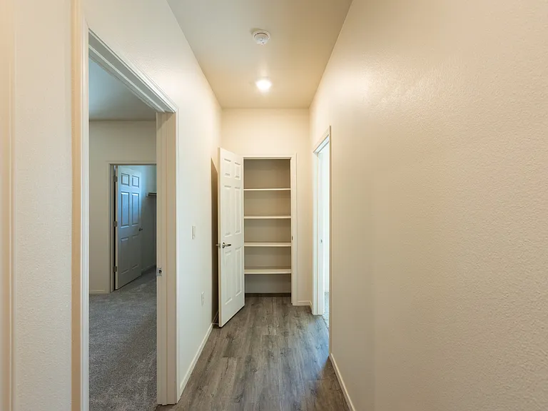 North Peak Apartments — Photo 7