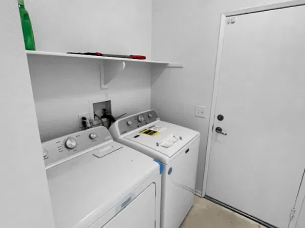 13174 Luna Rd, Victorville, CA 92392