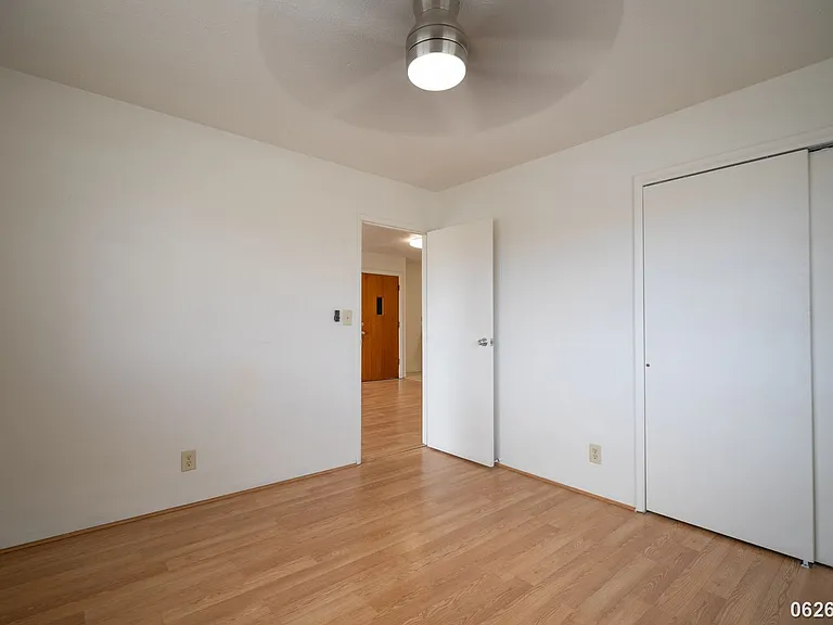 1725 Olona Ln — Photo 10