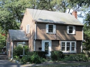 26 Houston St, Wakefield, MA 01880
