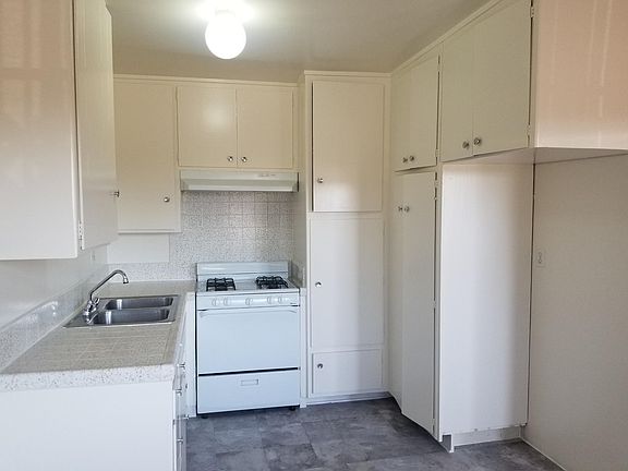 5th image of 715 N Isabel St APT 5