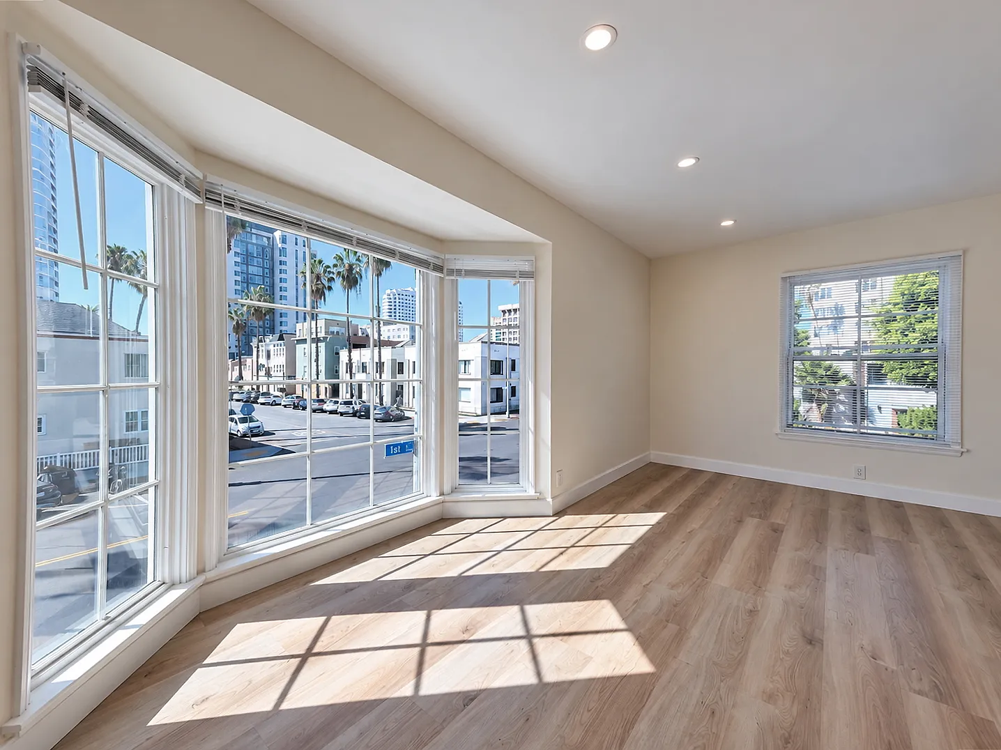 1 bed, 684 sqft, $2,285 — Photo 2
