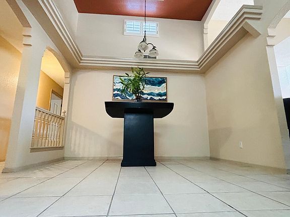 5th image of 1165 Amber Morgan Dr
