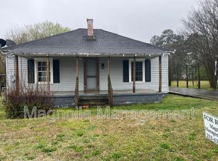 610 Mason St, Henderson, NC 27536