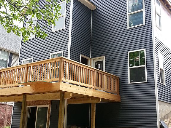 Rear walkout
