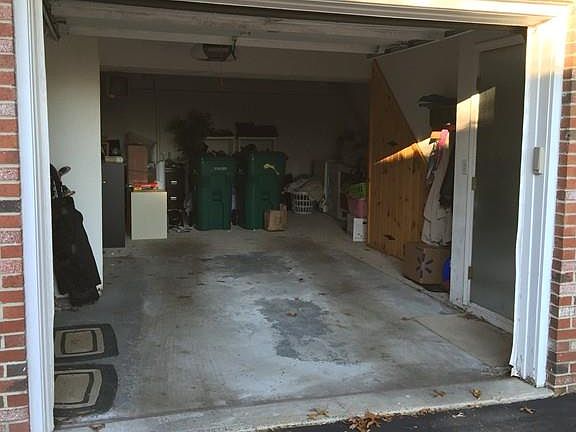 3rd image of 58 Oakland Ave