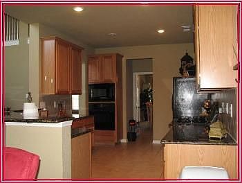 5th image of 4133 Bolen St