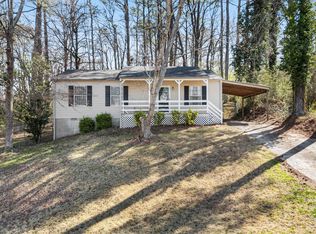 5943 Honeysuckle Cir, Pinson, AL 35126