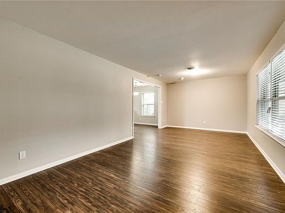 3rd image of 2009 Patricia Ln