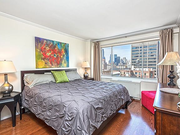 4th image of 1156 3rd Ave #16A
