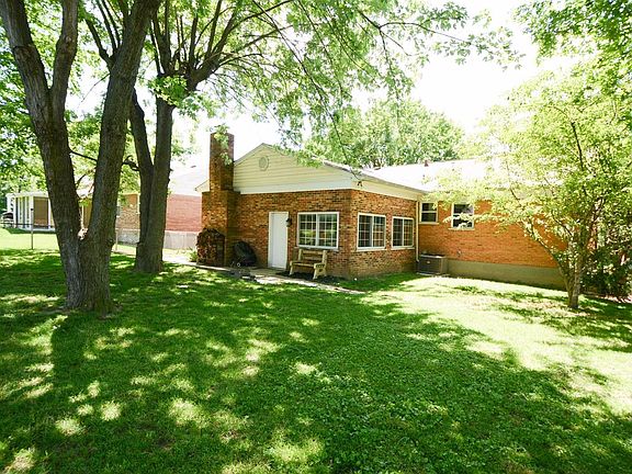 3rd image of 6638 Orleans Ct