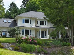 35729 Quartermane Cir, Solon, OH