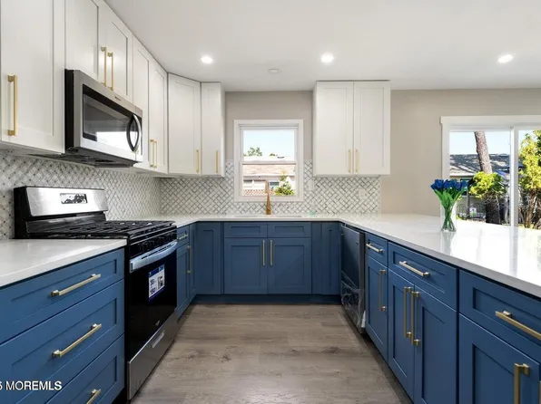 23 Fairfield Road, Toms River, NJ 08757