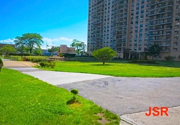 2nd image of 501 Surf Ave #3LL