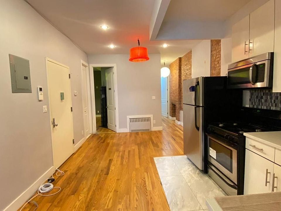 1st image of 785 Macdonough St APT 1