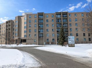 334 Queen Mary Rd #404, Kingston, ON K7M7E7