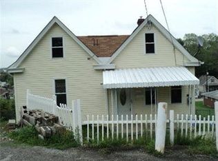 957 Miller St, Monessen, PA 15062