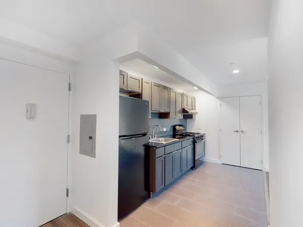 19-38 Cornaga Avenue image 4 of 21